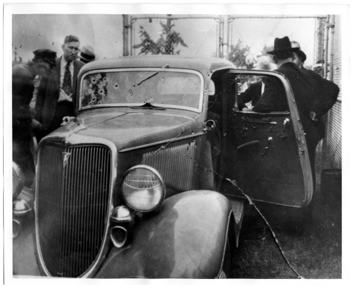 1933 ford v8 bonnie and clyde death car