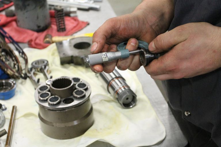 why is my hydraulic pump overheating Kawasaki Hydraulic Pump